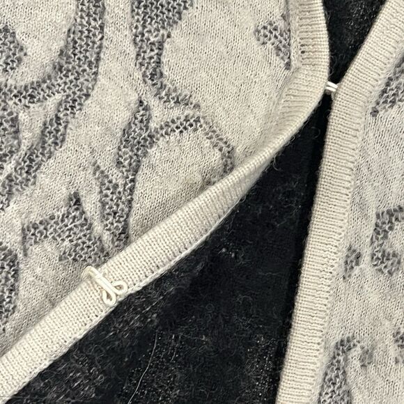 Chicos White Icy Fur Elsa Knit Cardigan Sweater Women’s Size 1 Medium 8 - Picture 8 of 11